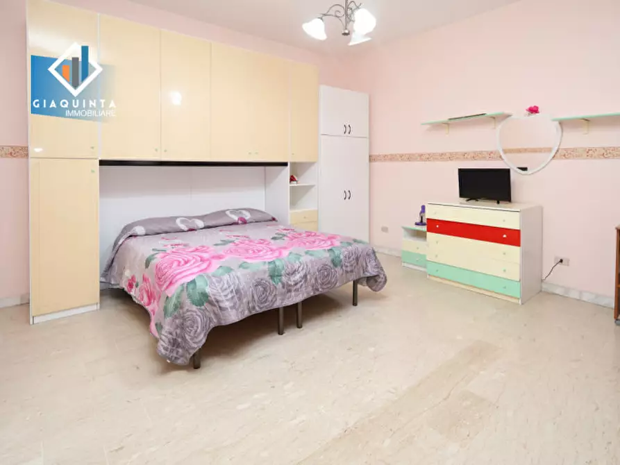 Immagine 22 di Casa indipendente in vendita  in via Vittorio Veneto n.152 a Ramacca