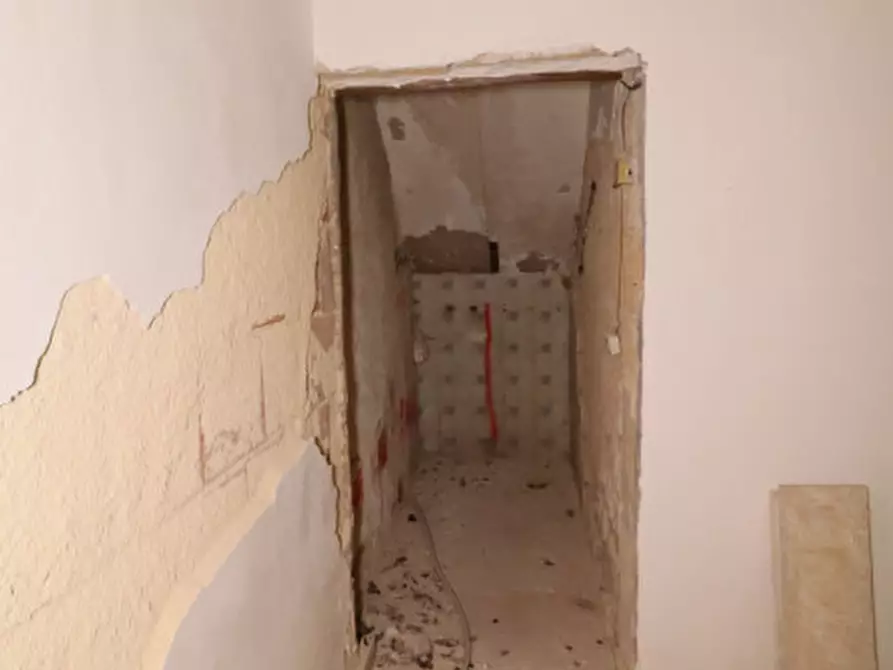 Immagine 17 di Casa indipendente in vendita  in via Salita dei Bronchi n.38 a Palagonia