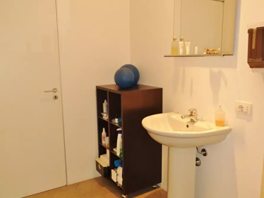 Immagine 22 di Ufficio in affitto  in Via del Progresso a Vicenza