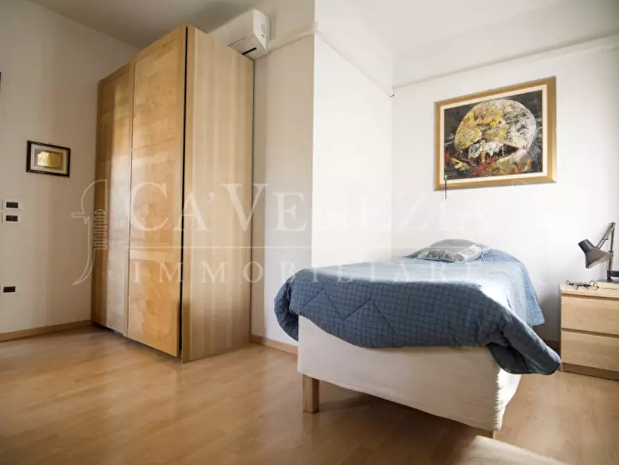 Immagine 10 di Appartamento in vendita  a Venezia