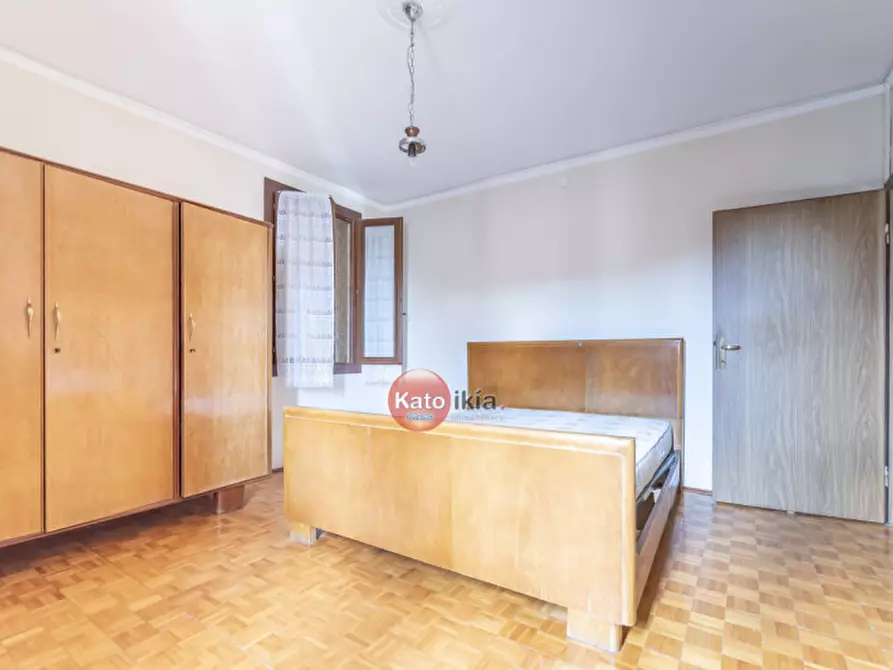 Immagine 2 di Casa bifamiliare in vendita  in Viale Italia a Creazzo