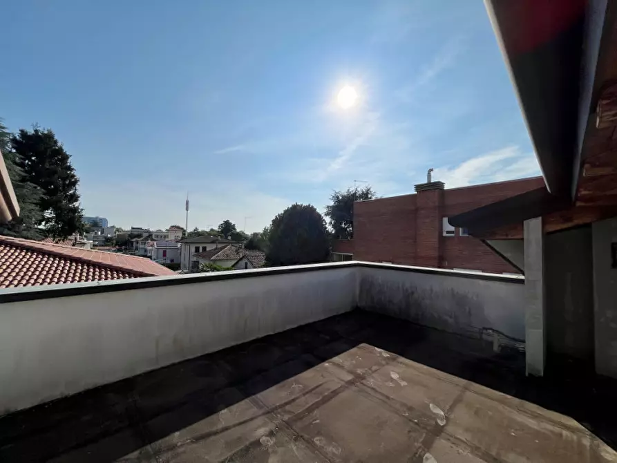 Immagine 11 di Villetta a schiera in vendita  a Castelfranco Veneto