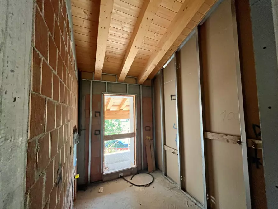 Immagine 10 di Casa bifamiliare in vendita  a Resana