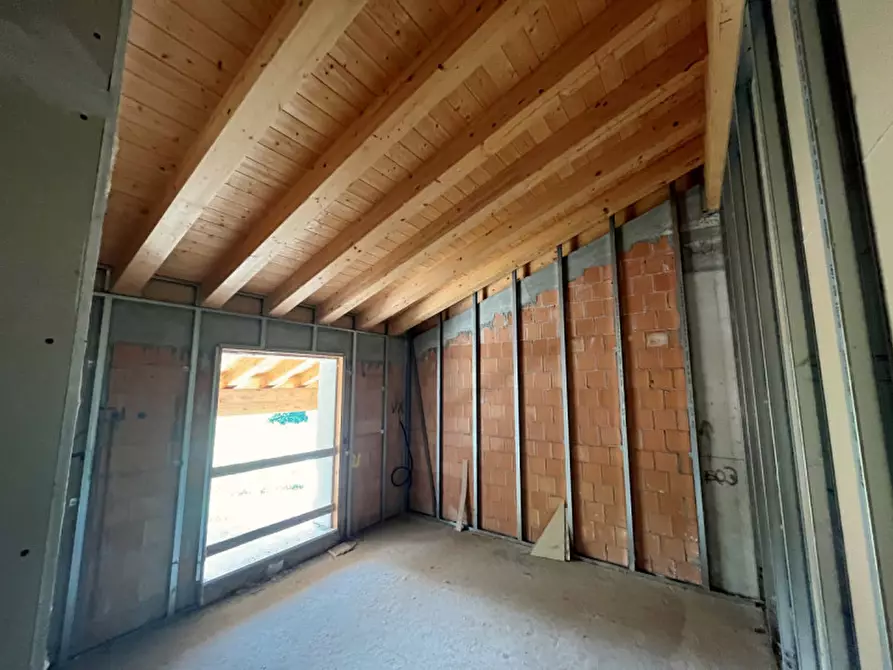 Immagine 11 di Casa bifamiliare in vendita  a Resana