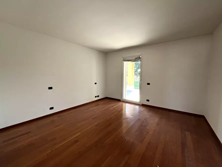 Immagine 18 di Villa in vendita  a San Giorgio In Bosco