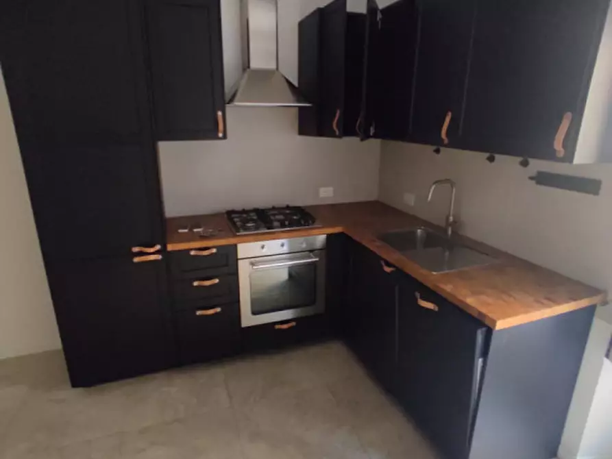 Immagine 2 di Appartamento in affitto  in via Goffredo Mameli a Roma