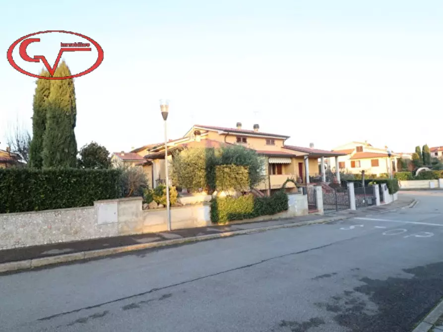 Immagine 2 di Villetta a schiera in vendita  in Montalto a Laterina Pergine Valdarno