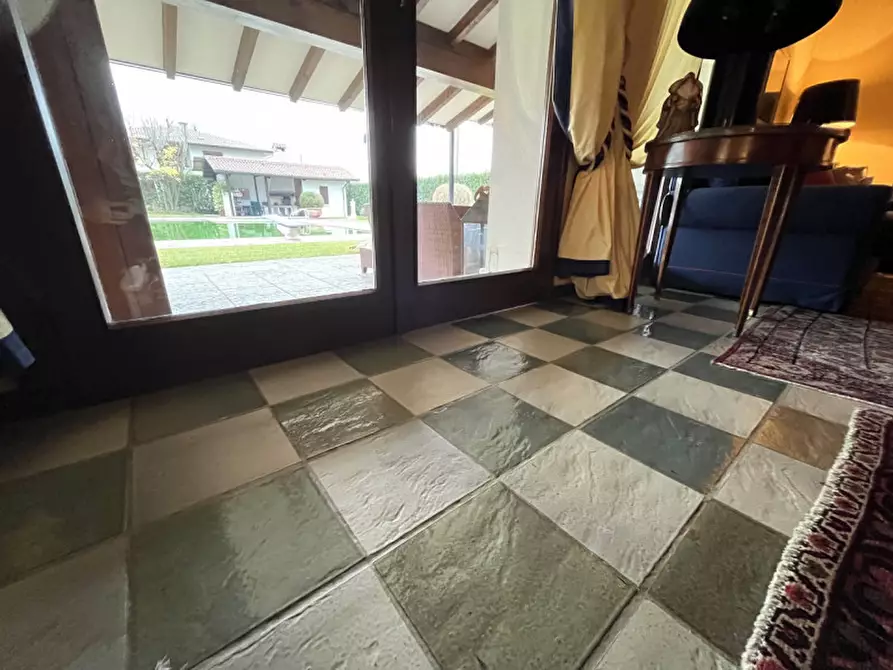 Immagine 15 di Villa in vendita  a Bassano Del Grappa