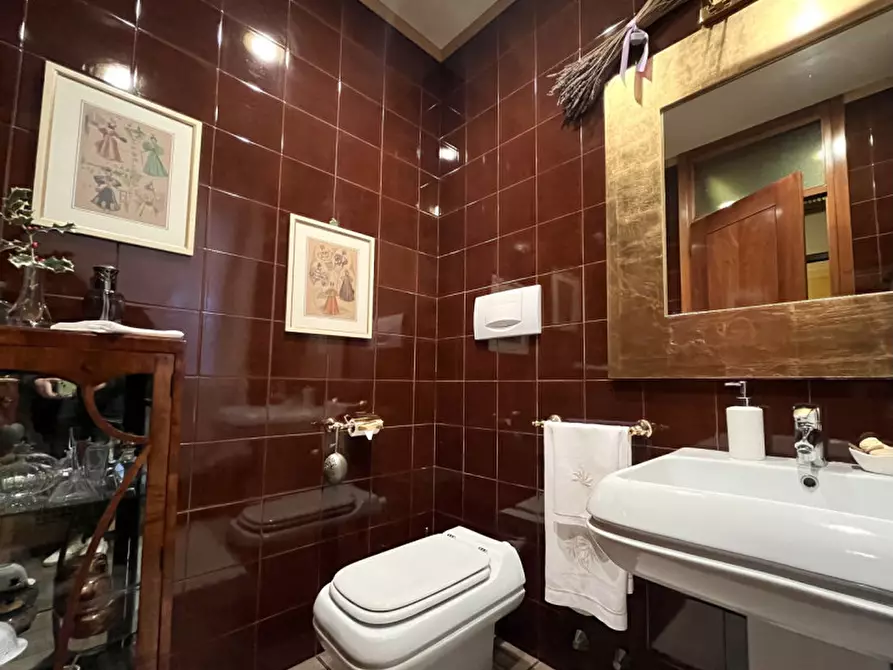 Immagine 18 di Villa in vendita  a Bassano Del Grappa