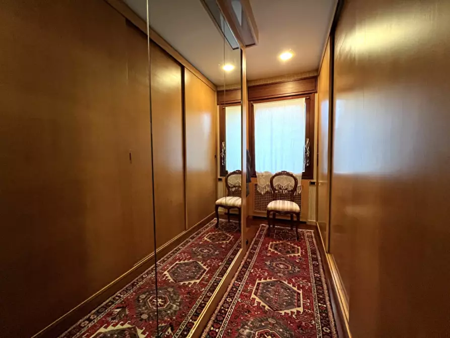 Immagine 32 di Villa in vendita  a Bassano Del Grappa