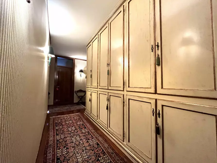 Immagine 34 di Villa in vendita  a Bassano Del Grappa