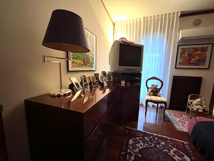 Immagine 43 di Villa in vendita  a Bassano Del Grappa