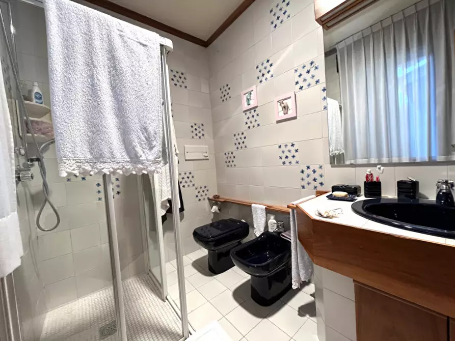 Immagine 44 di Villa in vendita  a Bassano Del Grappa