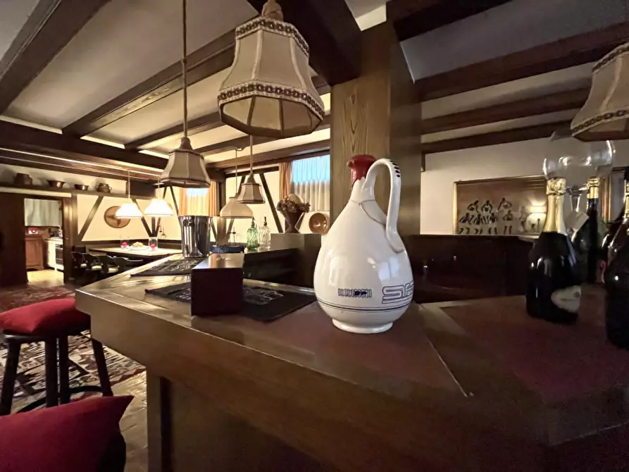 Immagine 47 di Villa in vendita  a Bassano Del Grappa