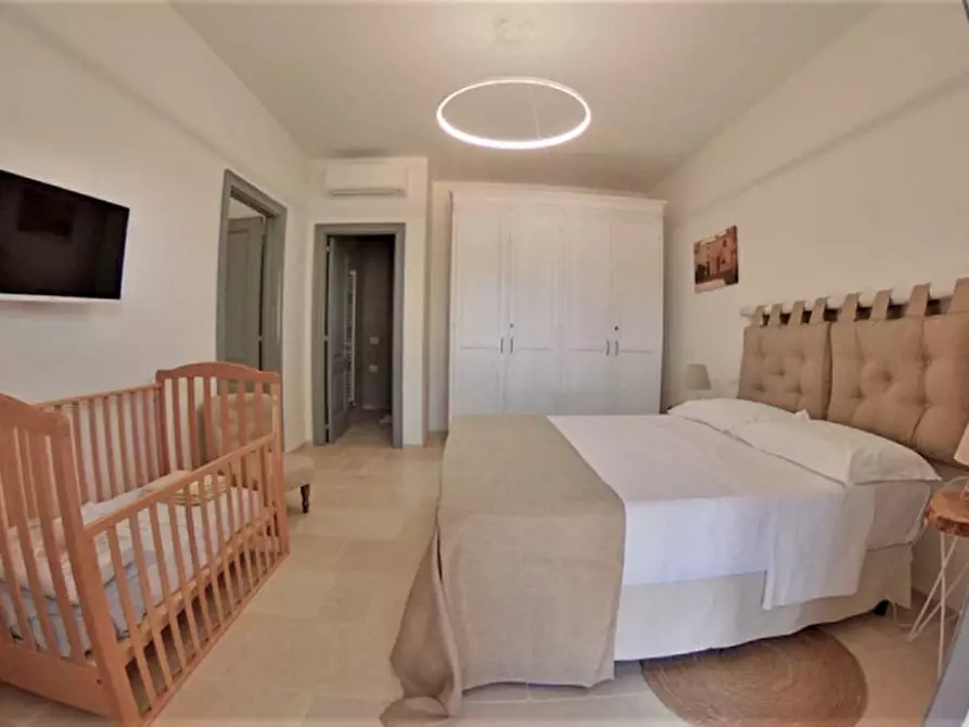 Immagine 38 di Rustico / casale in vendita  in KLAK a Fasano