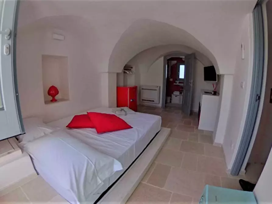 Immagine 40 di Rustico / casale in vendita  in KLAK a Fasano