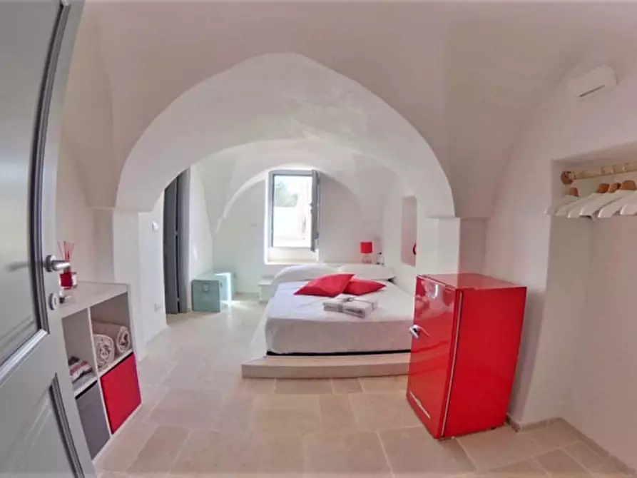 Immagine 41 di Rustico / casale in vendita  in KLAK a Fasano