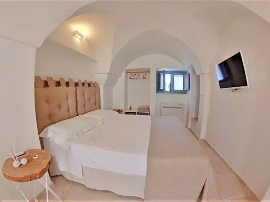 Immagine 55 di Rustico / casale in vendita  in KLAK a Fasano