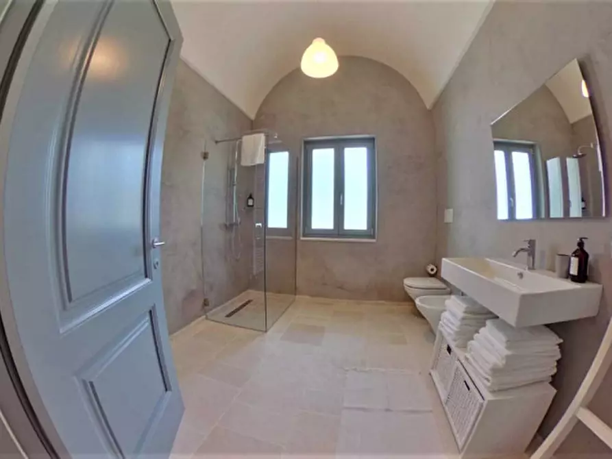 Immagine 59 di Rustico / casale in vendita  in KLAK a Fasano