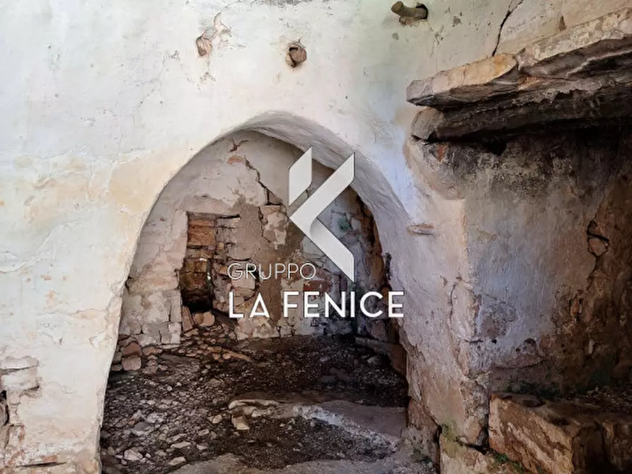 Immagine 21 di Rustico / casale in vendita  in contrada Giardinelli a Fasano