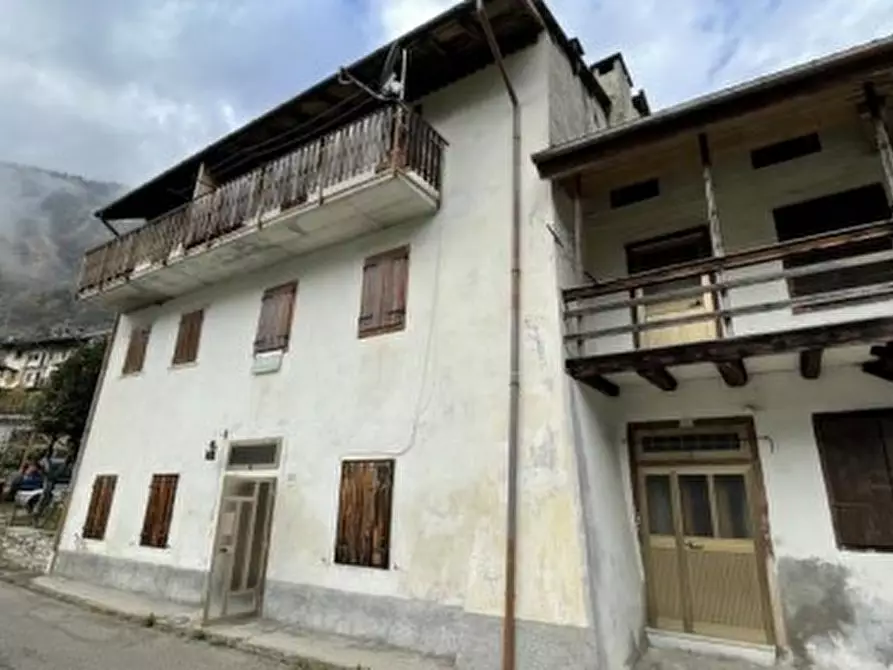Immagine 1 di Appartamento in vendita  in Via Bernardi a Arsie'