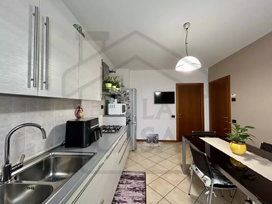 Immagine 8 di Appartamento in vendita  in Via Rocca Pendice a Abano Terme