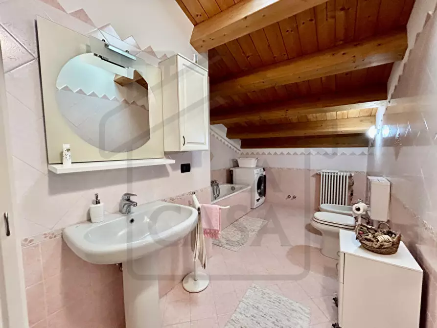 Immagine 16 di Appartamento in vendita  in Via Rocca Pendice a Abano Terme