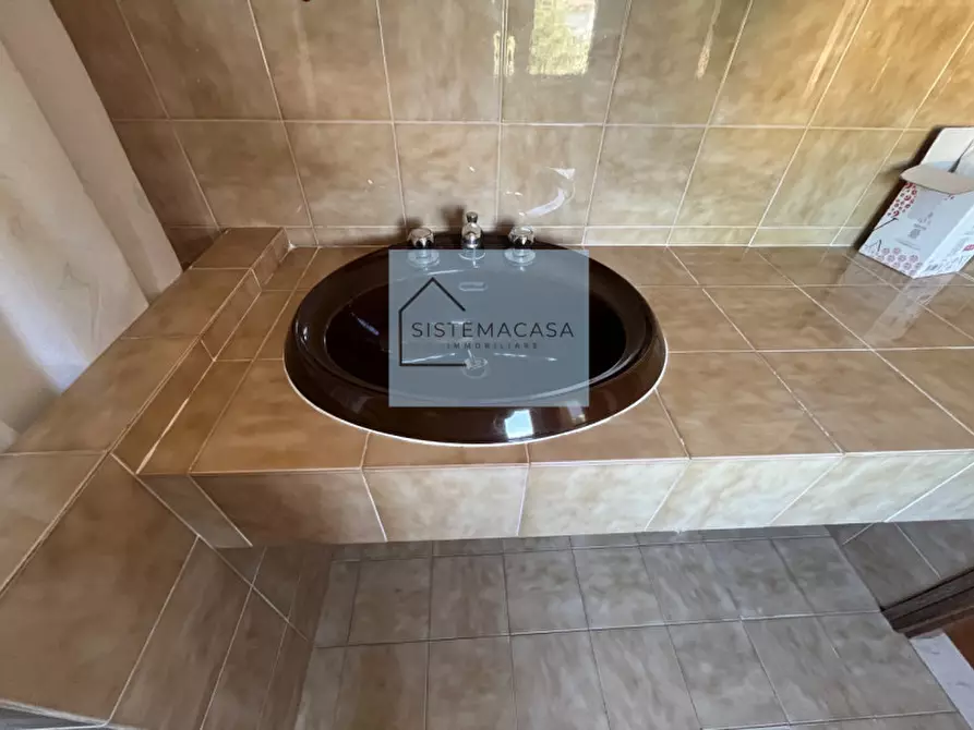 Immagine 32 di Appartamento in vendita  in Via Colombo a Cervia