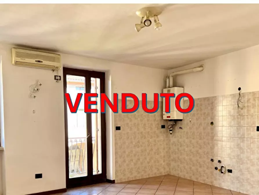 Immagine 1 di Appartamento in vendita  in via Borgo a Pescantina