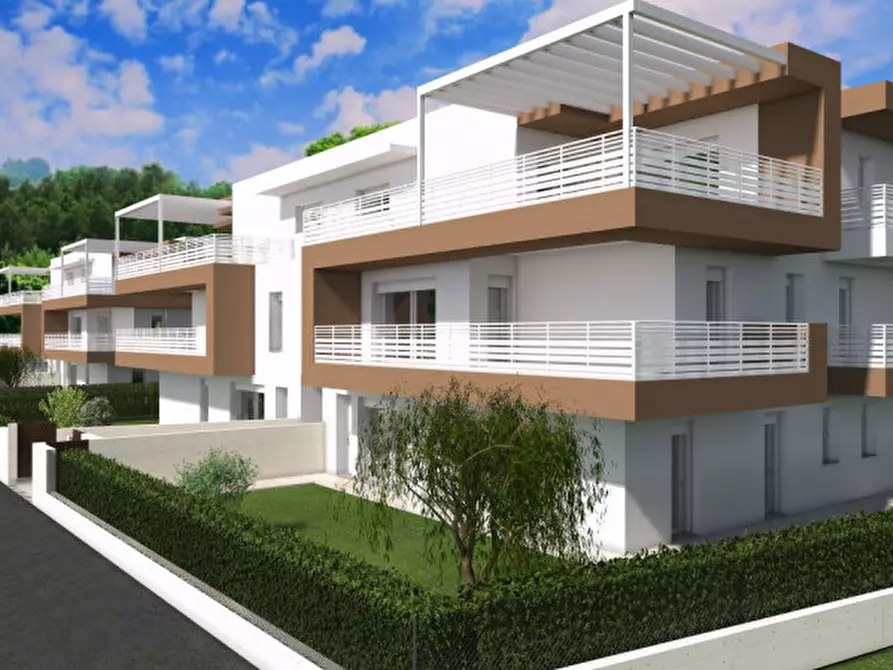 Immagine 36 di Attico in vendita  in Via Flavia a Montegrotto Terme