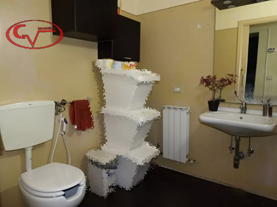 Immagine 9 di Appartamento in vendita  in via roma a Montevarchi