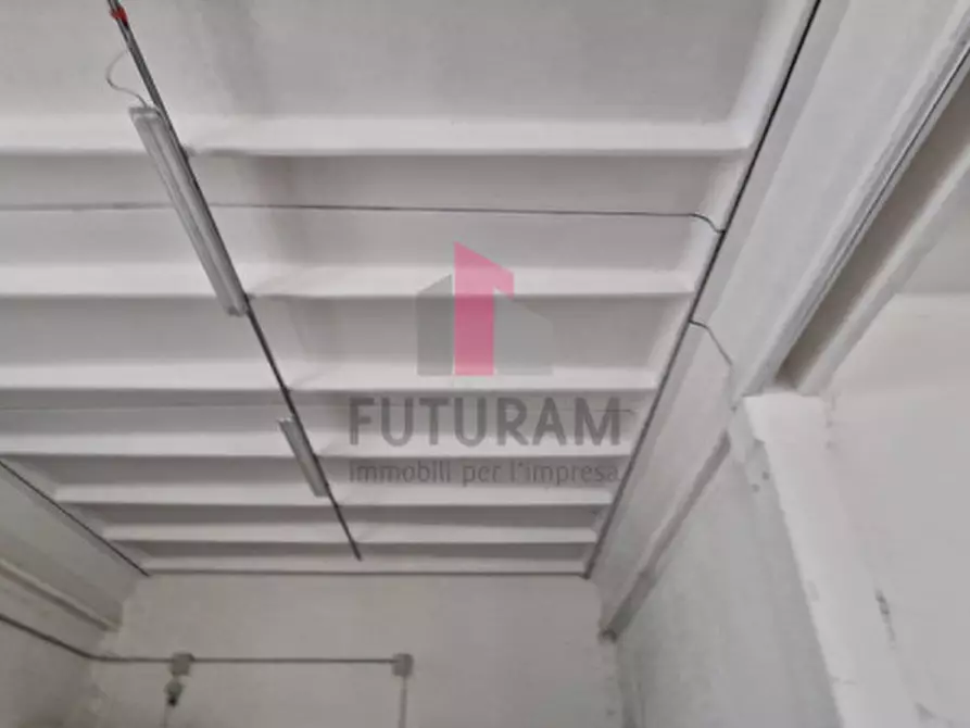 Immagine 2 di Capannone industriale in vendita  in via tassello a Monselice