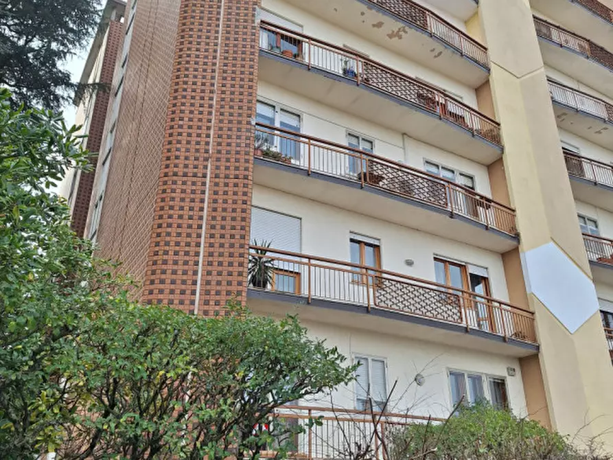 Immagine 1 di Appartamento in vendita  in via Campo Sportivo 6 a Schio