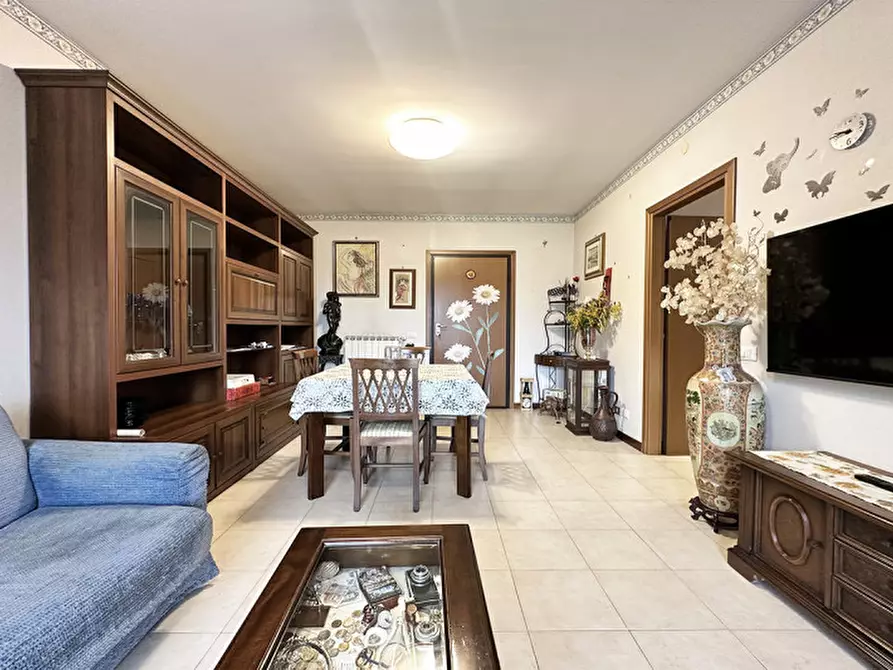 Immagine 1 di Appartamento in vendita  in Via Fraine a Roma