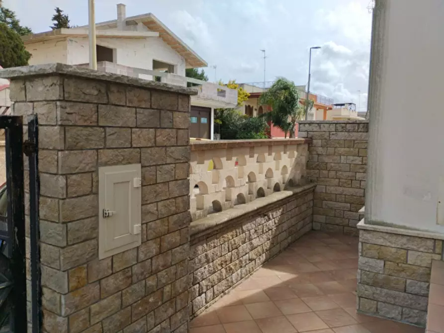 Immagine 2 di Casa bifamiliare in vendita  a Matino