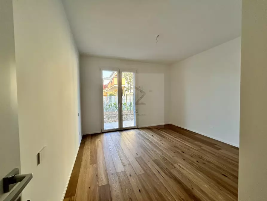 Immagine 6 di Appartamento in vendita  in via comino a Padova