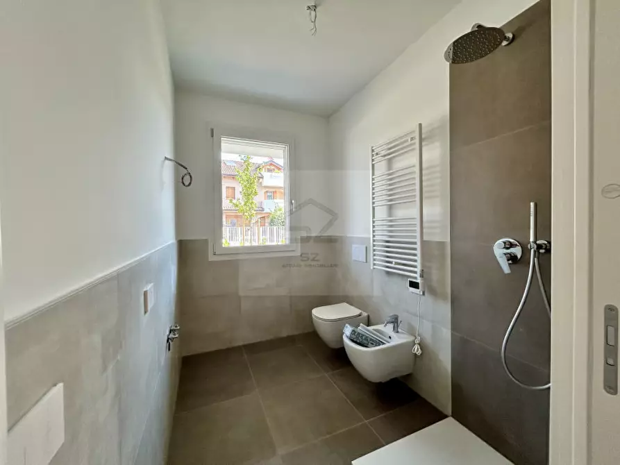 Immagine 14 di Appartamento in vendita  in via comino a Padova