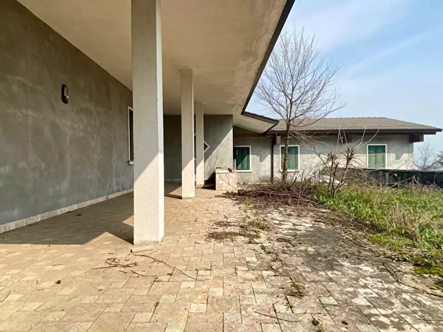 Immagine 6 di Villa in vendita  in Via Santa Giustina, 151 a Arcugnano