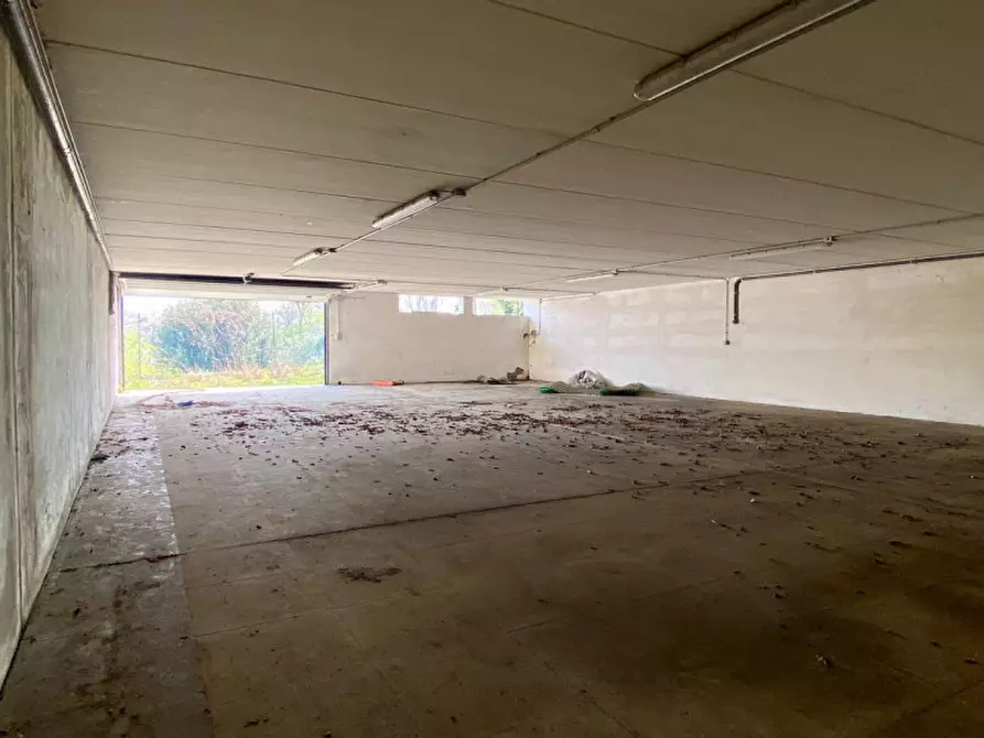 Immagine 36 di Villa in vendita  in Via Santa Giustina, 151 a Arcugnano