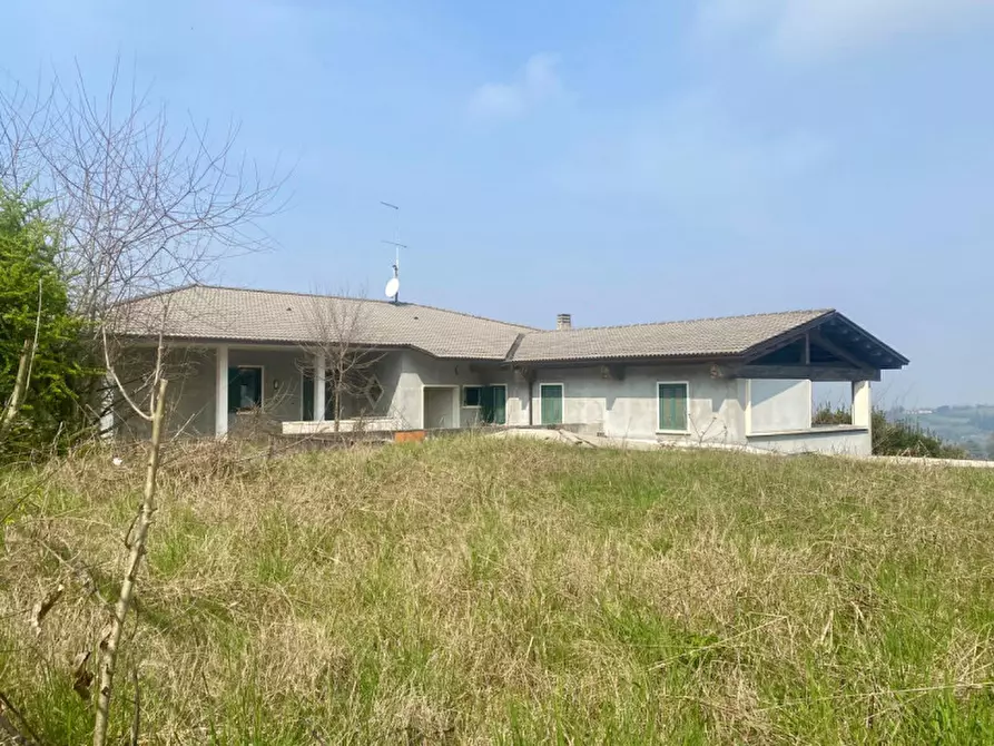 Immagine 39 di Villa in vendita  in Via Santa Giustina, 151 a Arcugnano