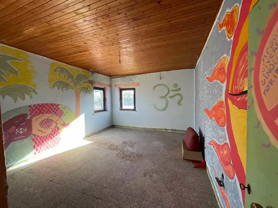 Immagine 21 di Rustico / casale in vendita  a Ostra