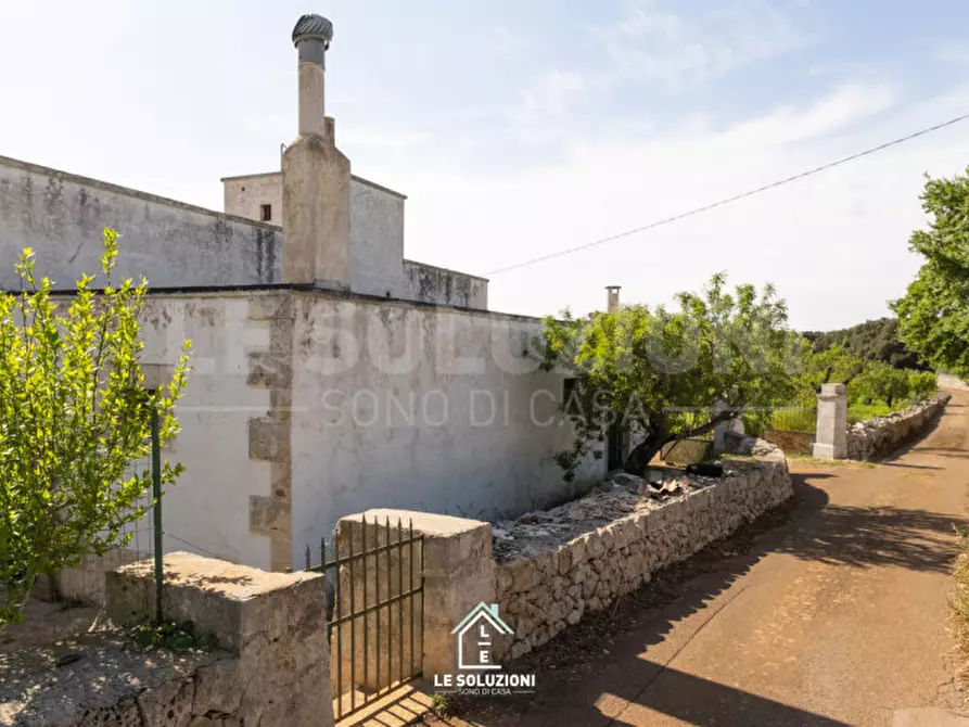 Immagine 11 di Villa in vendita  in strada comunale del rosario a Putignano