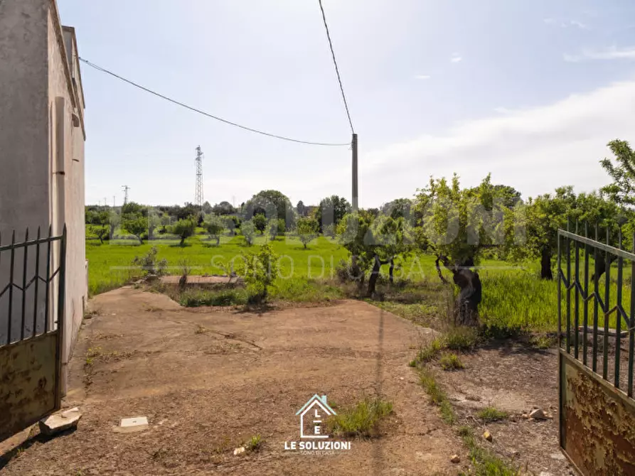 Immagine 12 di Villa in vendita  in strada comunale del rosario a Putignano