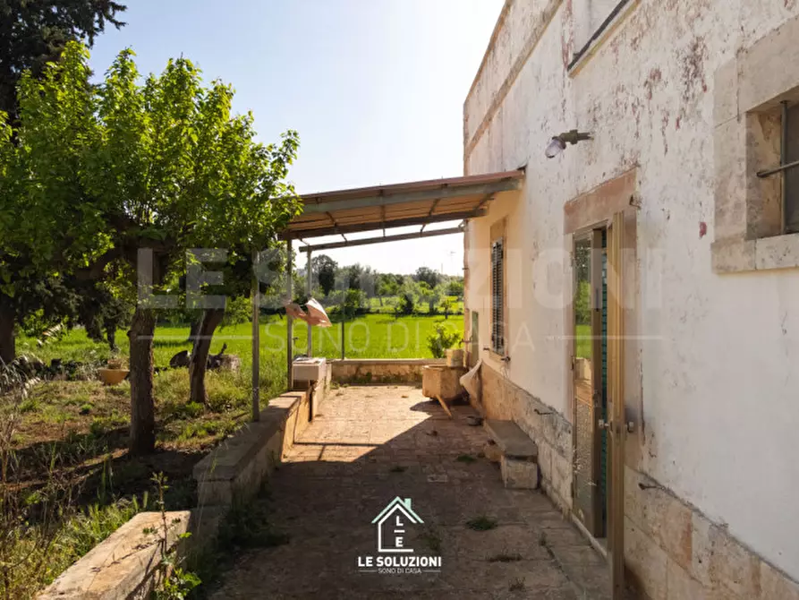 Immagine 14 di Villa in vendita  in strada comunale del rosario a Putignano