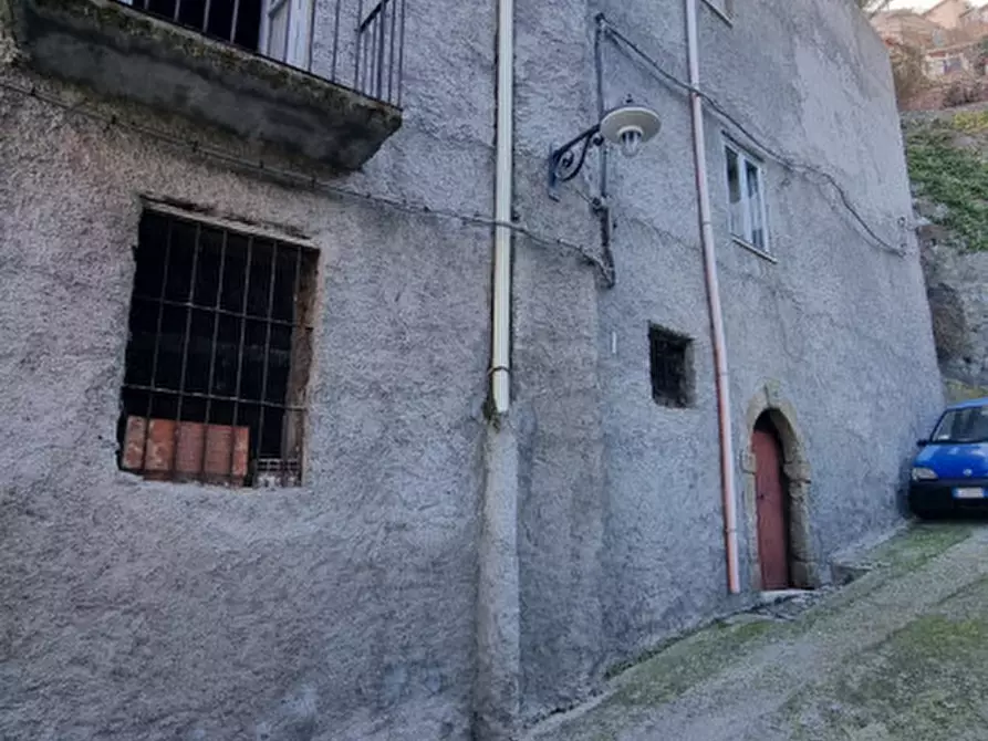Immagine 10 di Casa indipendente in vendita  in Via Cattedrale, 38 a Santa Lucia Del Mela