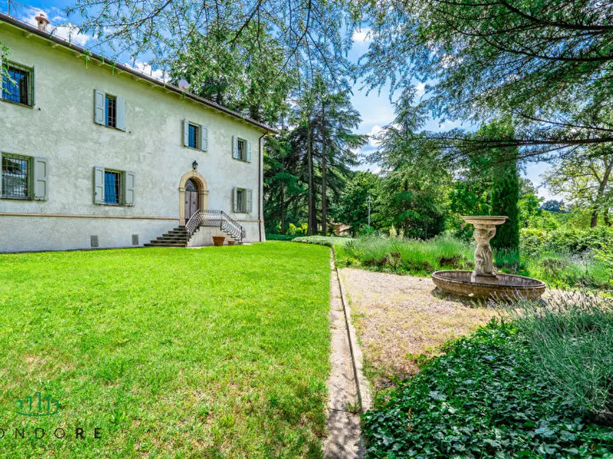 Immagine 1 di Villa in vendita  in LAgune a Sasso Marconi