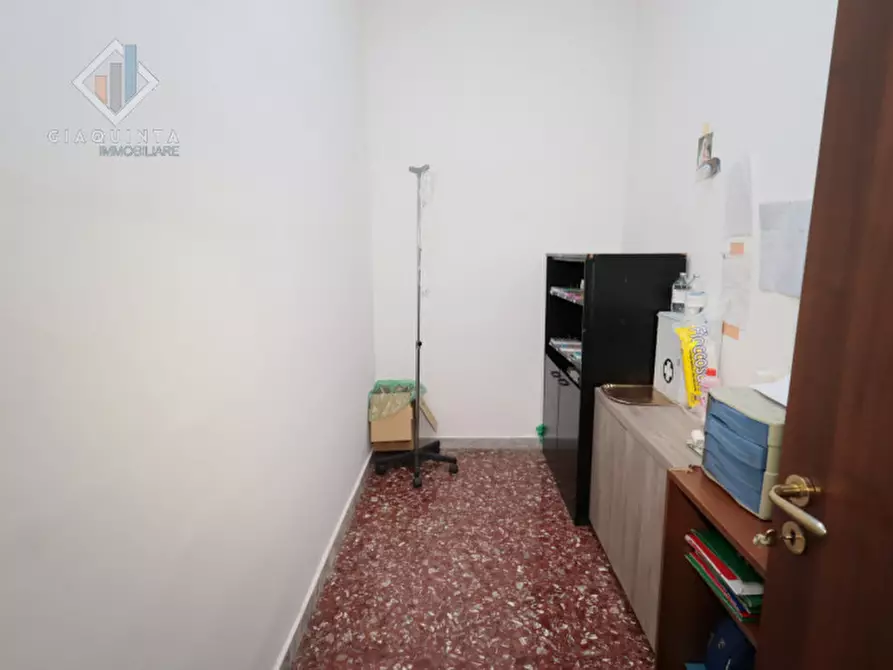 Immagine 8 di Appartamento in vendita  in via Bari n.01 a Palagonia