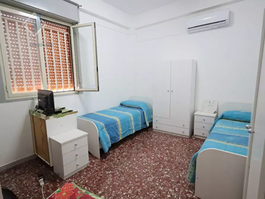 Immagine 10 di Appartamento in vendita  in via Bari n.01 a Palagonia