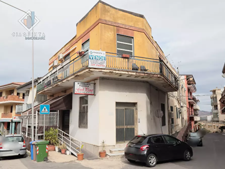 Immagine 13 di Appartamento in vendita  in via Bari n.01 a Palagonia