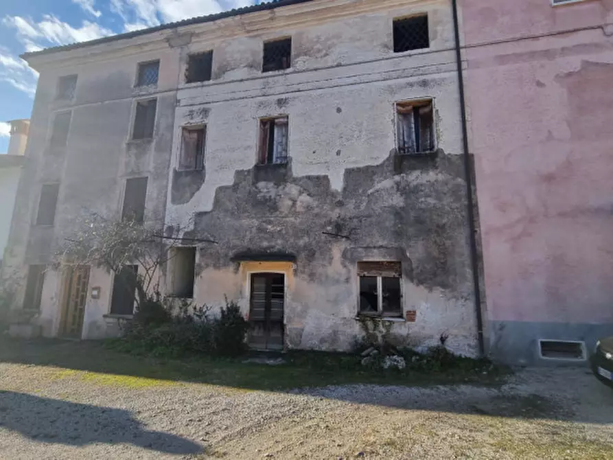 Immagine 1 di Rustico / casale in vendita  in Via Pilastri a Piovene Rocchette